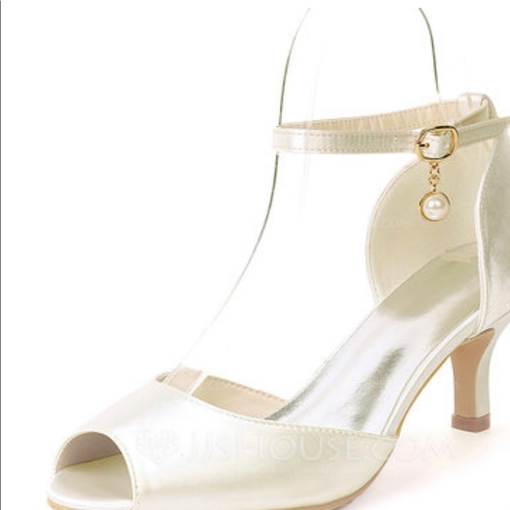 Ivory satin bridal shoes